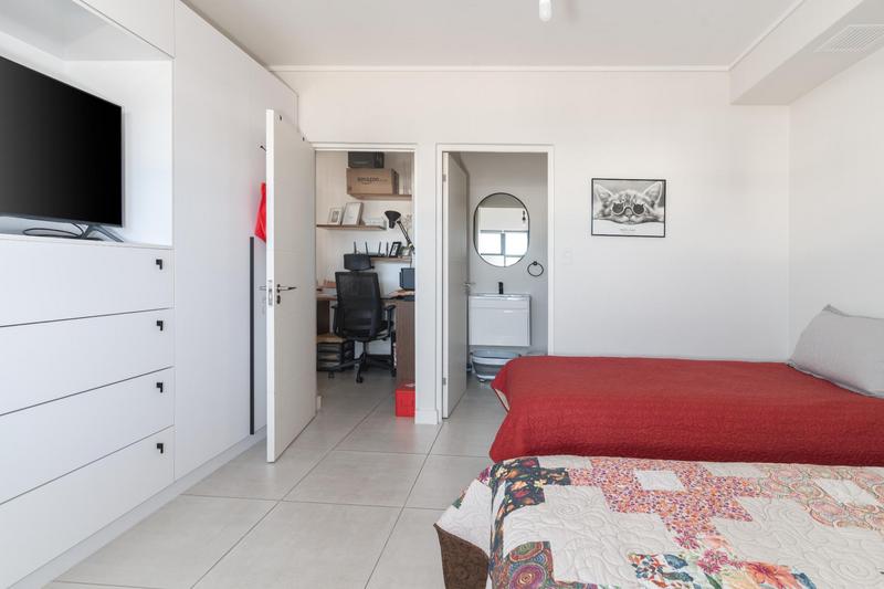 2 Bedroom Property for Sale in Paardevlei Western Cape